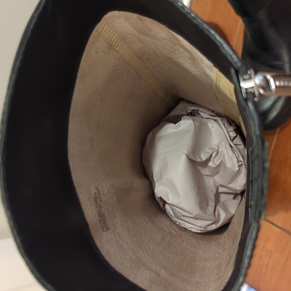 Michael Kors knee high leather boots Size 6M - Picture 7 of 13